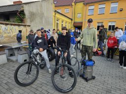 Dzień bez plecaka 2024